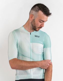 Helios Jersey – Italian-Made Cycling Jersey for High Performance